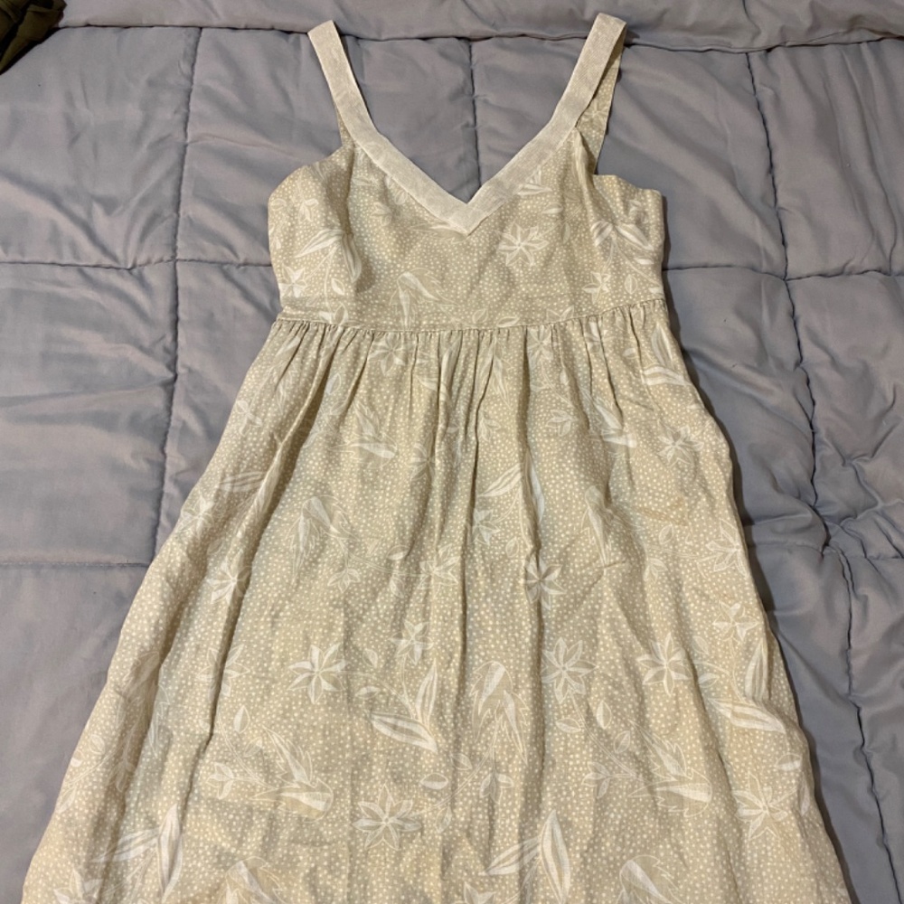 Summer dresses bundle - Picture 4 of 7